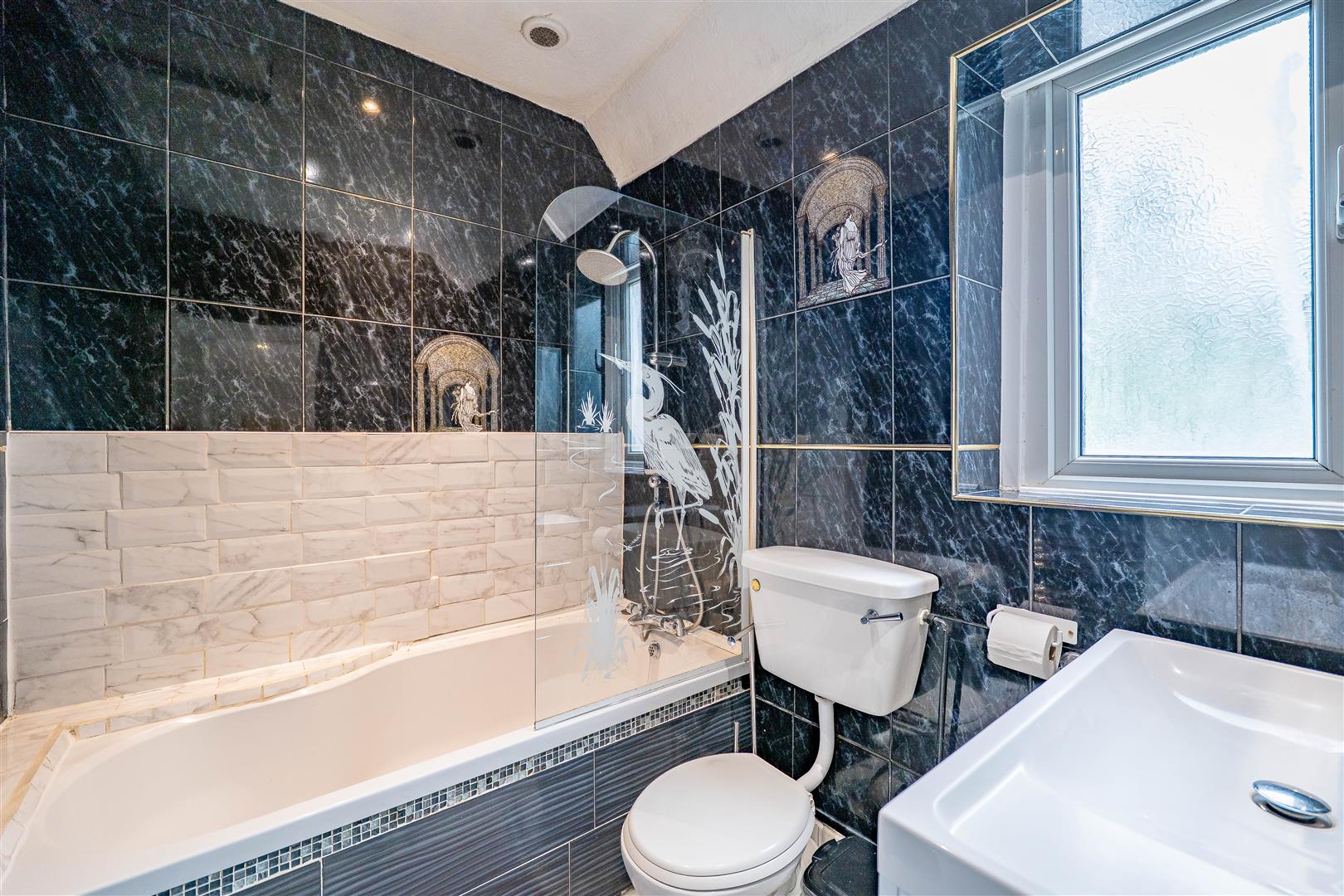2 bed property in Canterbury Street, Chorley